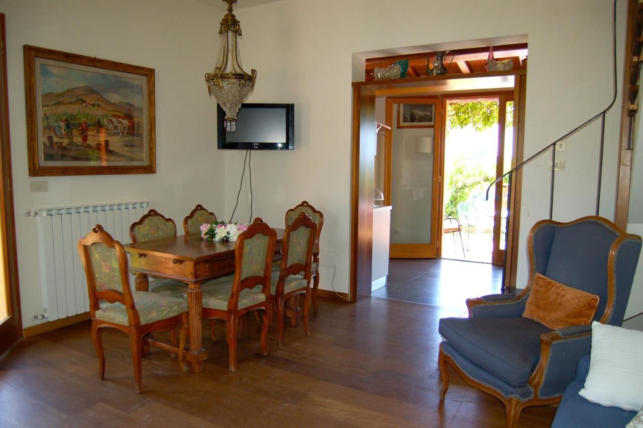 Apartmán La Rocca Di Montalbino Montespertoli Pokoj fotografie